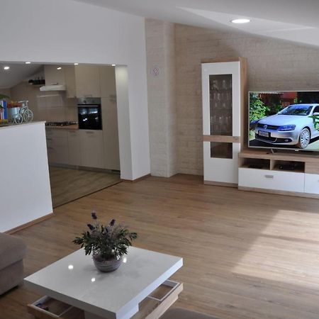 Apartman Doni สปลิท ภายนอก รูปภาพ