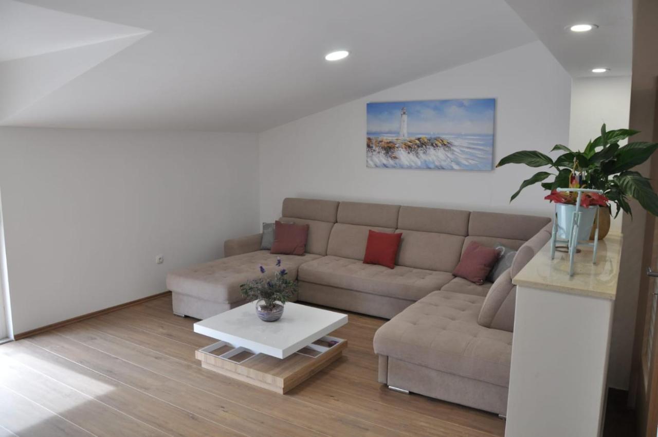 Apartman Doni สปลิท ภายนอก รูปภาพ