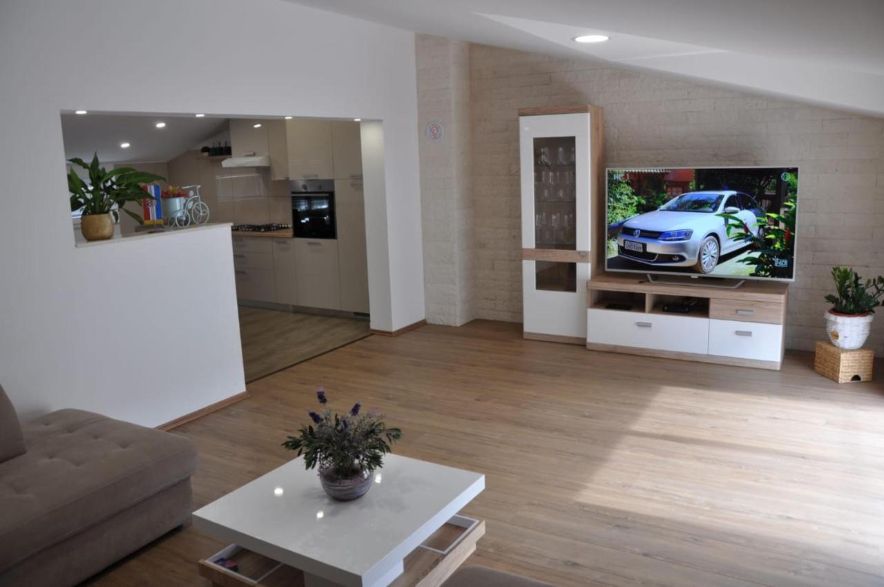 Apartman Doni สปลิท ภายนอก รูปภาพ