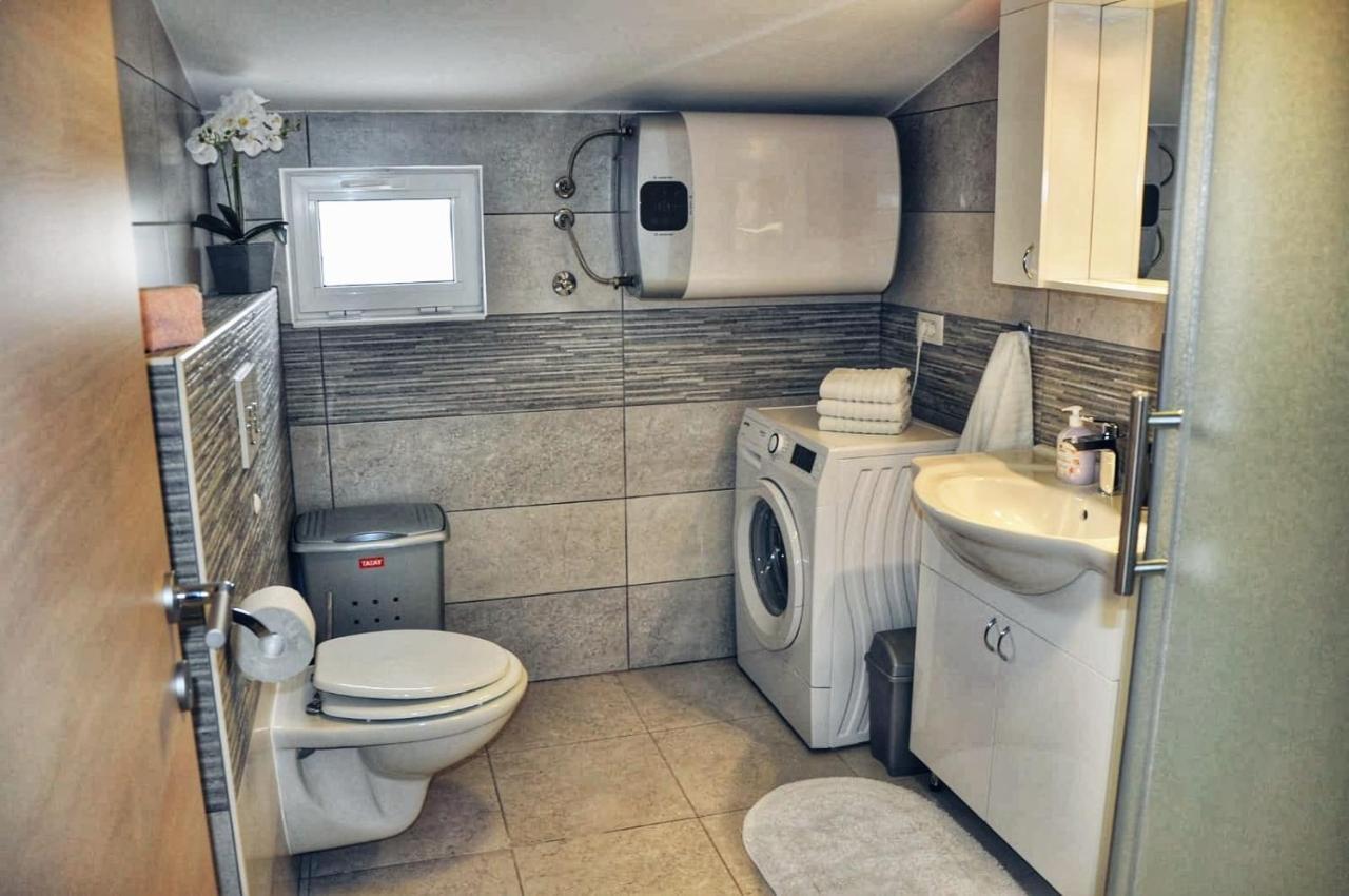Apartman Doni สปลิท ภายนอก รูปภาพ